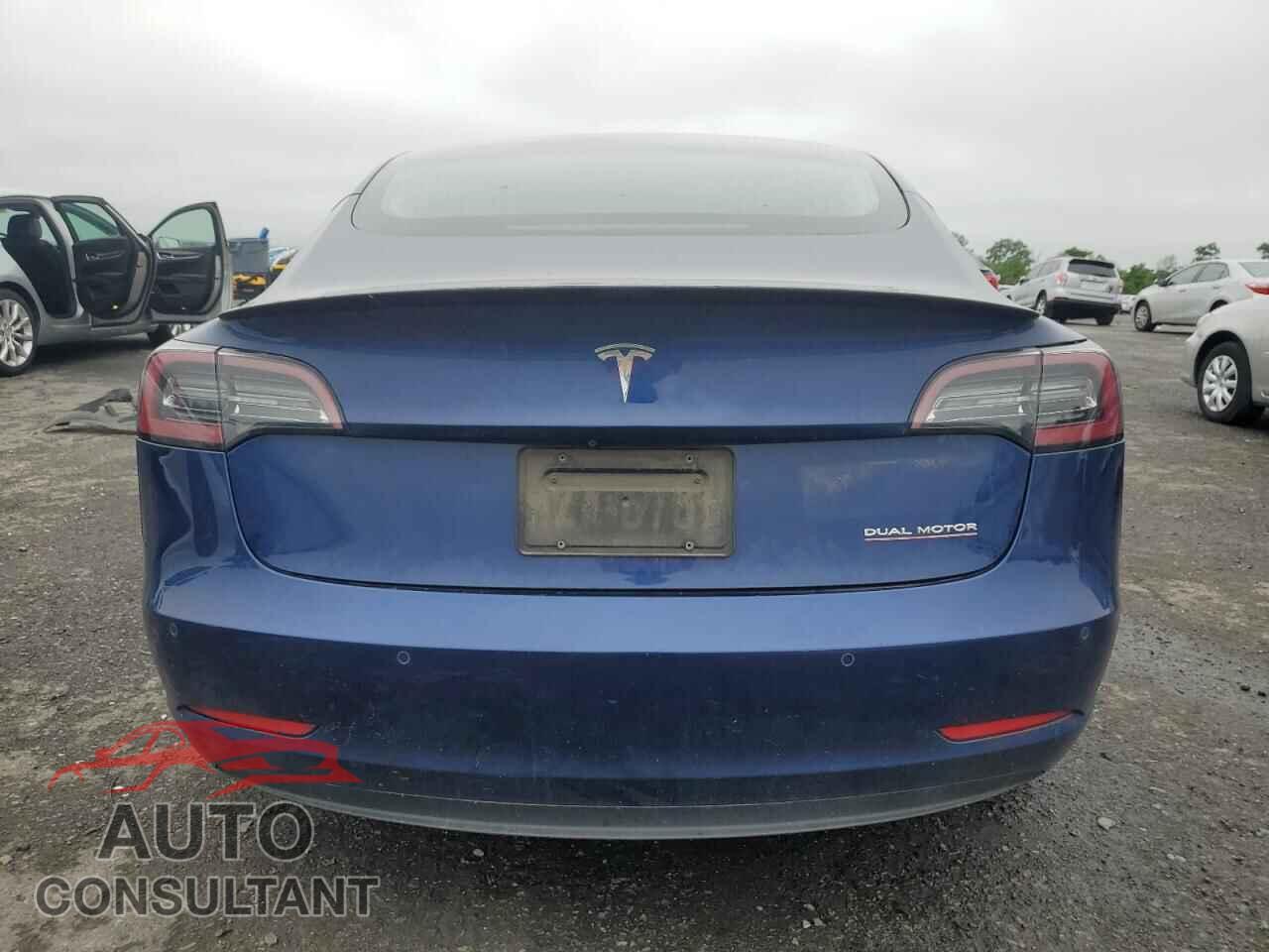 TESLA MODEL 3 2019 - 5YJ3E1EB2KF237754