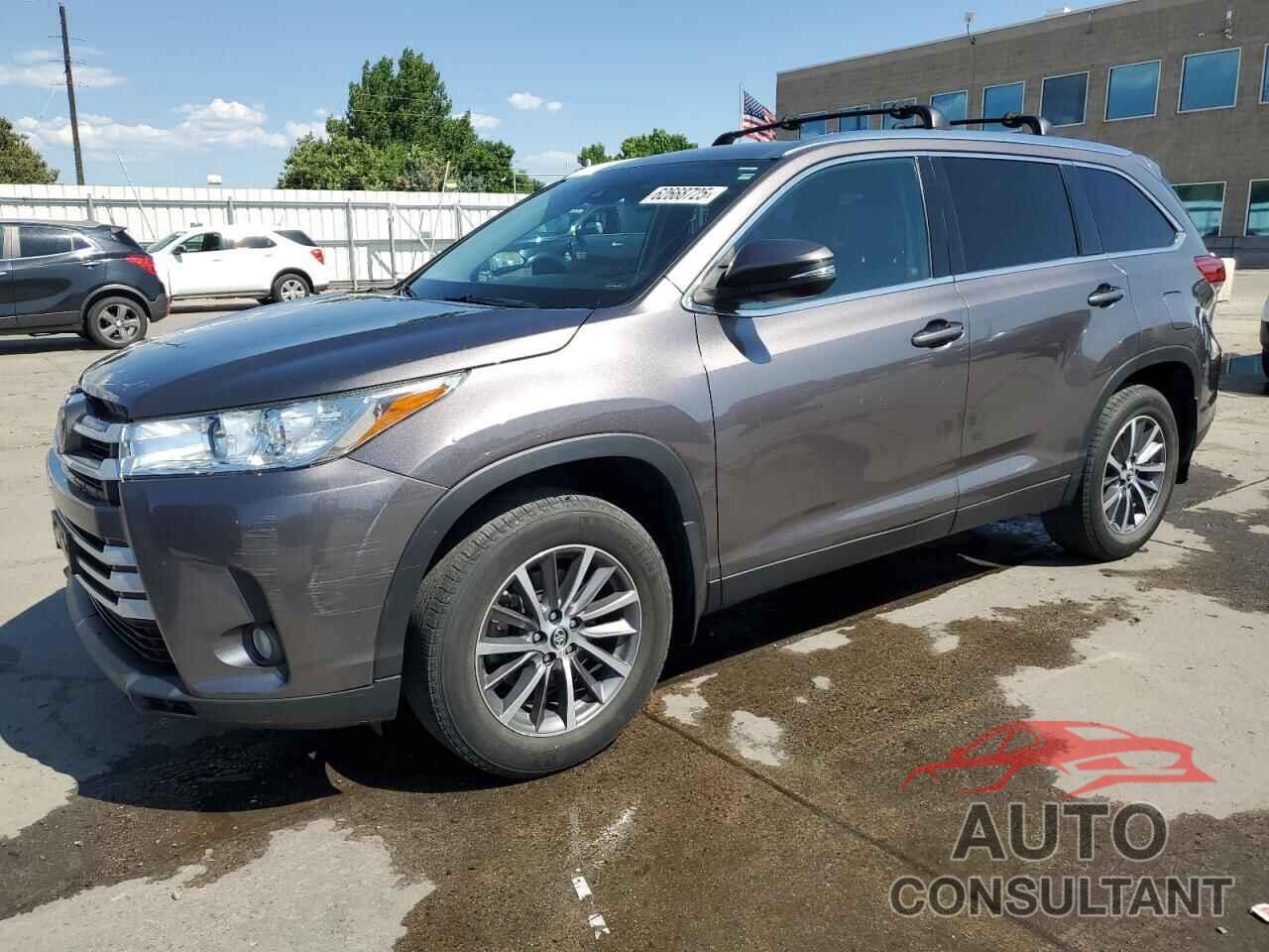 TOYOTA HIGHLANDER 2019 - 5TDJZRFH2KS951781