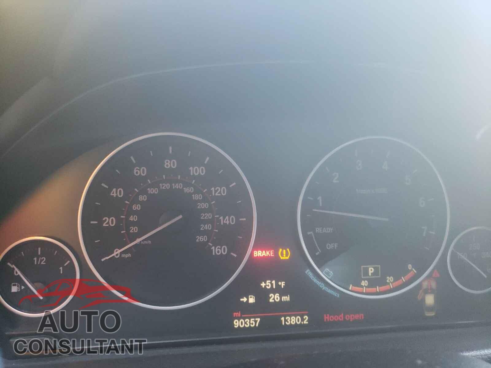 BMW 3 SERIES 2016 - WBA8E3G55GNU04011