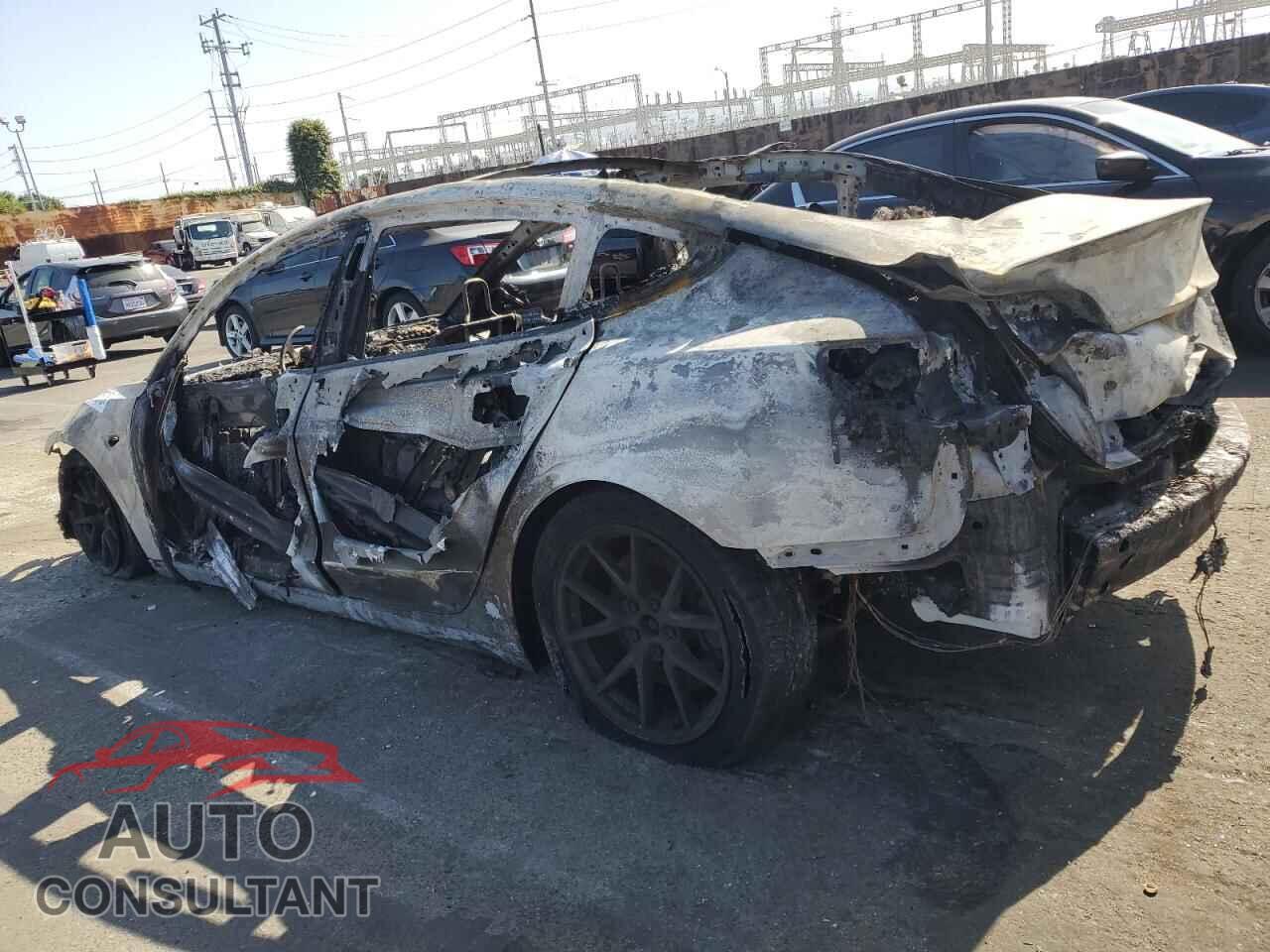 TESLA MODEL 3 2021 - 5YJ3E1EB5MF848185