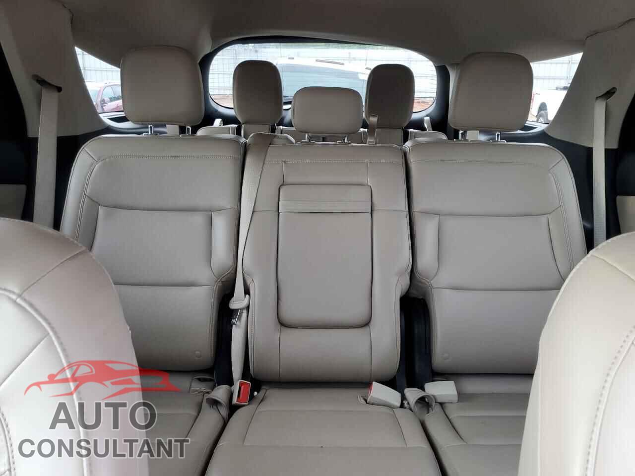 FORD EXPLORER 2023 - 1FMSK8DHXPGB18152