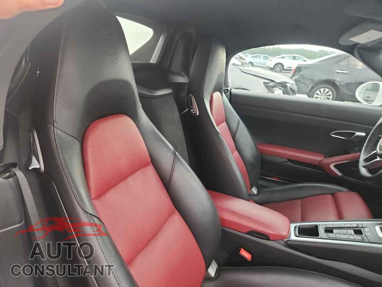 PORSCHE BOXSTER 2019 - WP0CA2A89KS211294