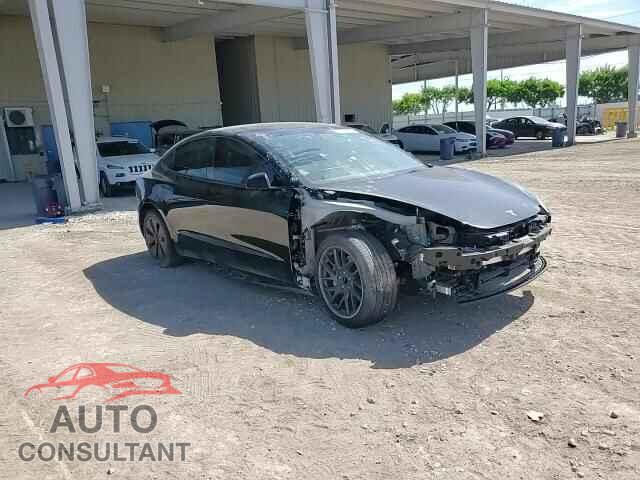 TESLA MODEL 3 2024 - 5YJ3E1EA5RF856138