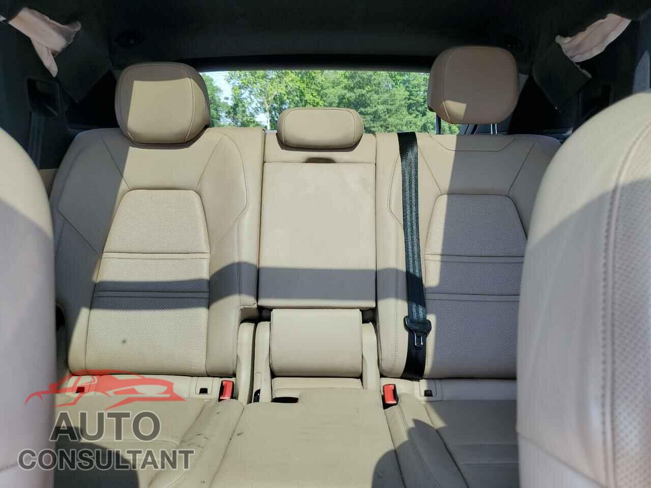 PORSCHE CAYENNE 2020 - WP1AA2AY8LDA08912