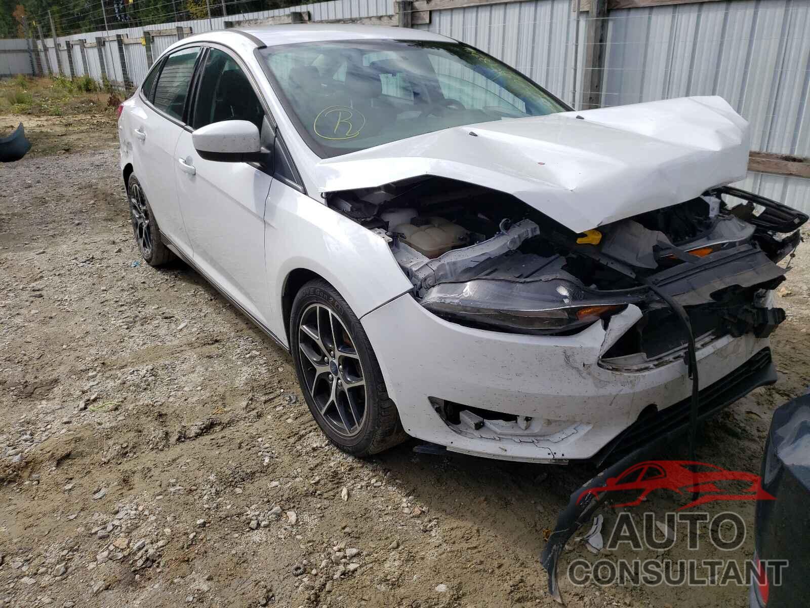 FORD FOCUS 2018 - 1FADP3F28JL219754