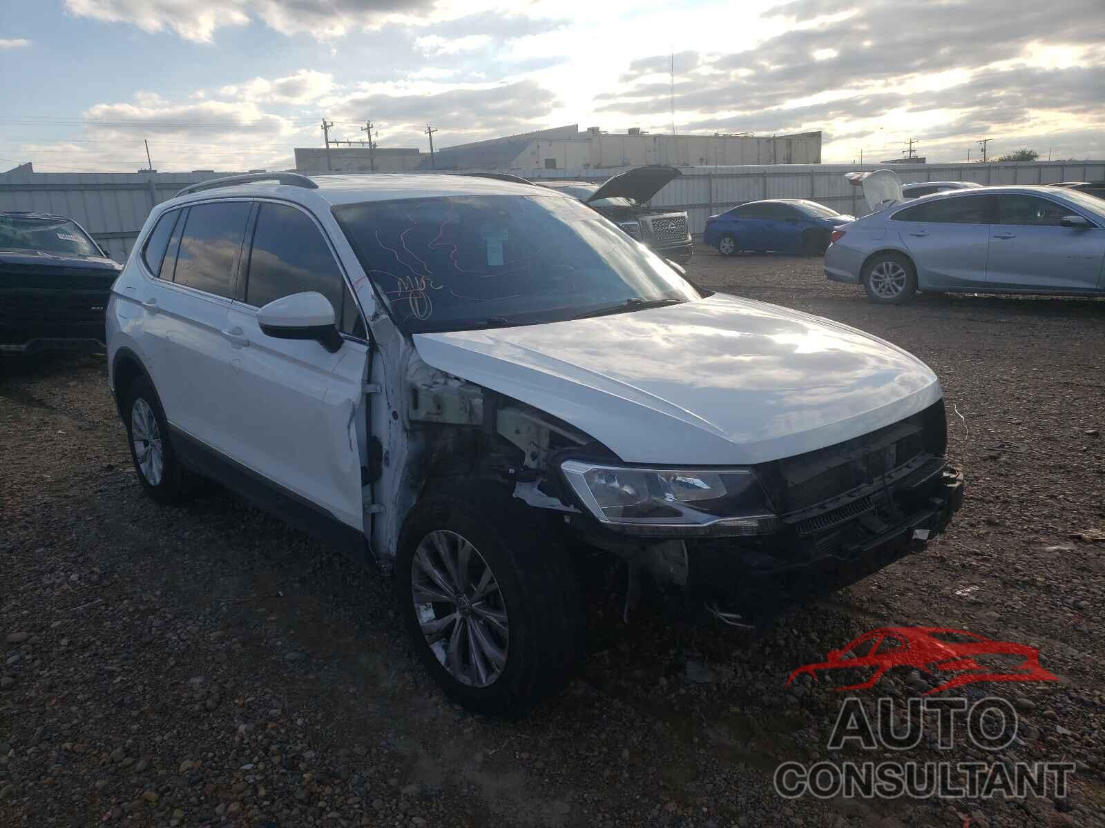 VOLKSWAGEN TIGUAN 2018 - 3VV3B7AX8JM107499