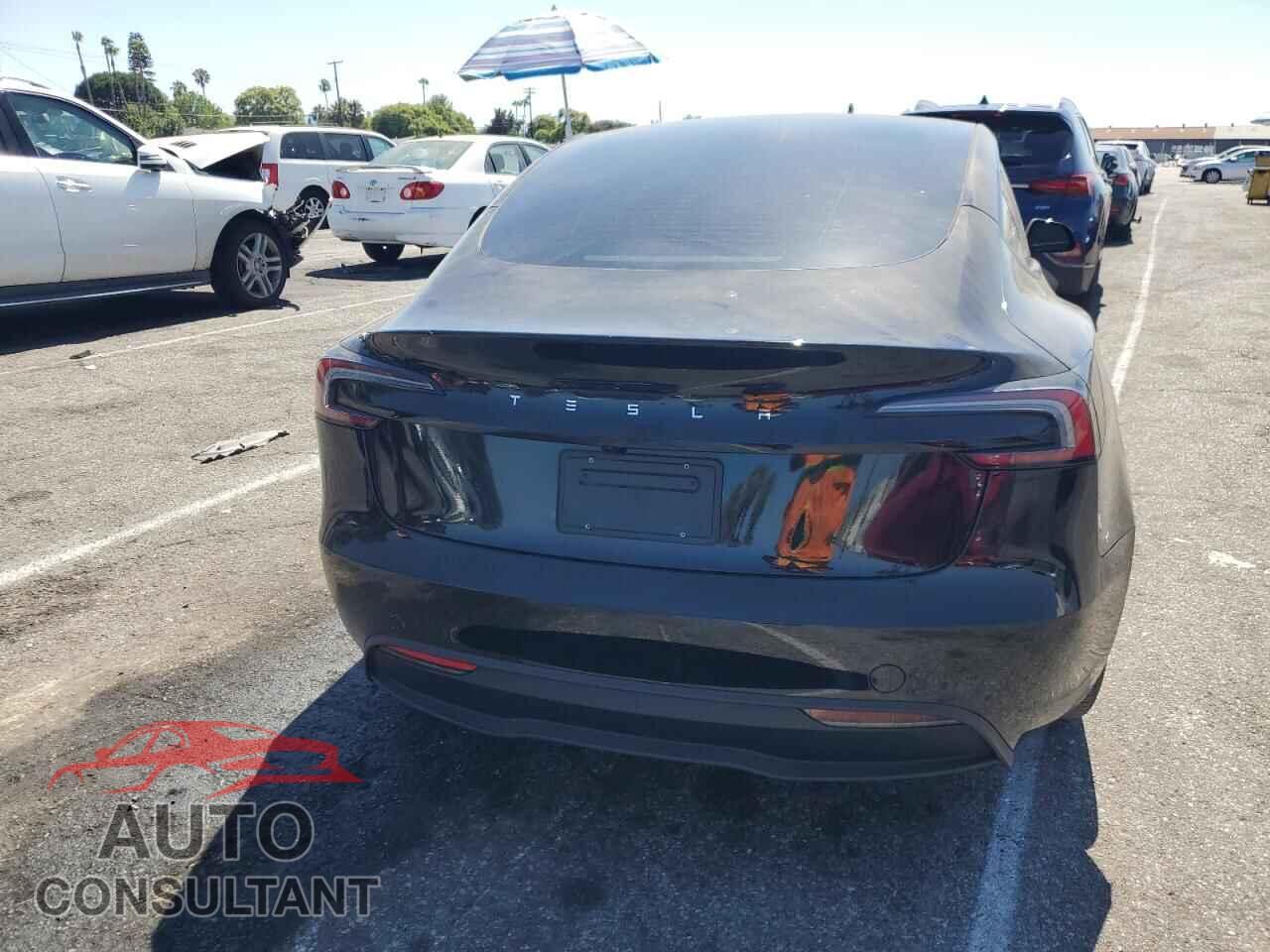 TESLA MODEL 3 2025 - 5YJ3E1EA4SF900006