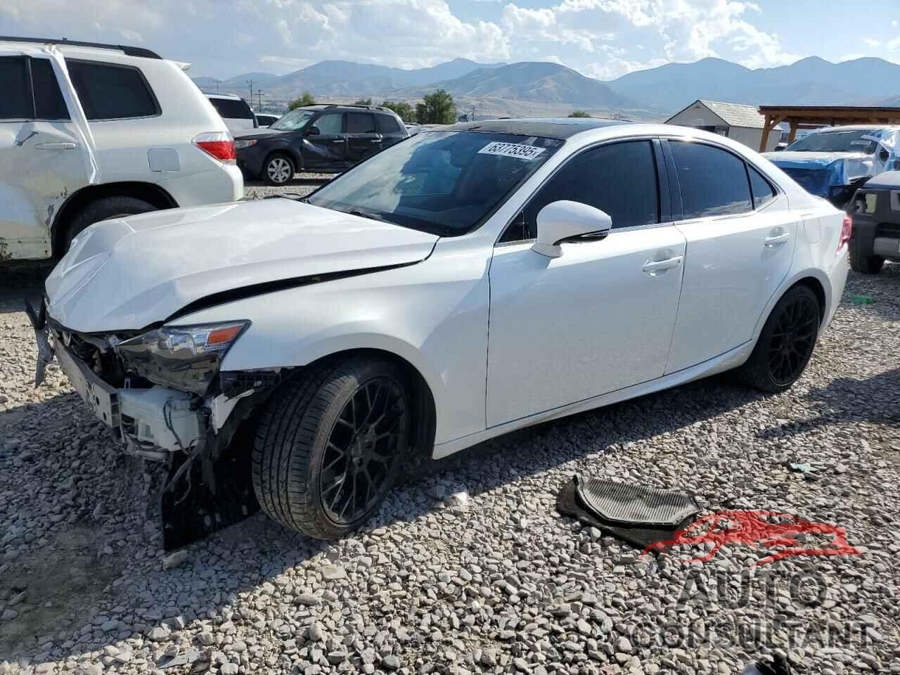 LEXUS IS 2014 - JTHCF1D24E5003649