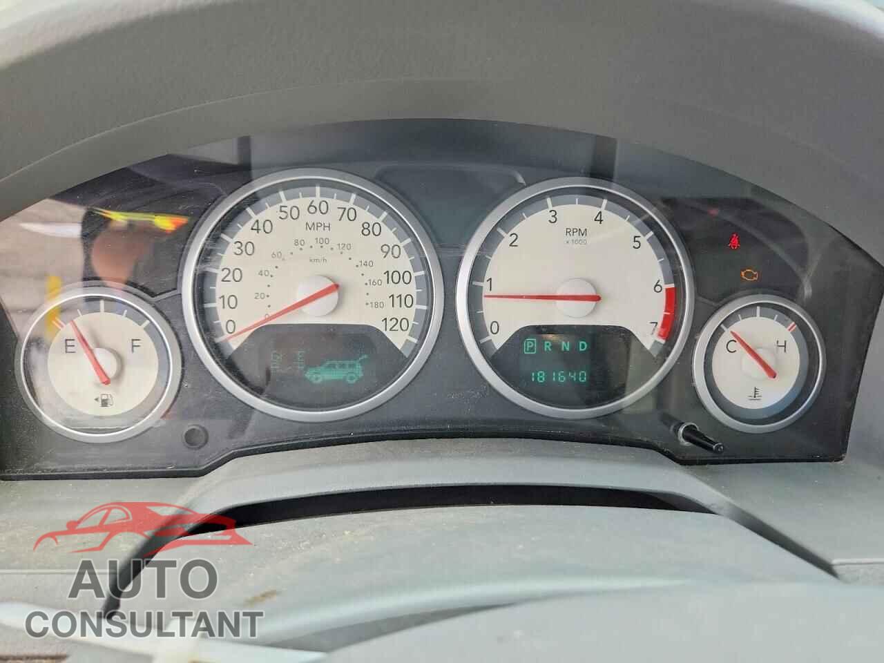DODGE CARAVAN 2010 - 2D4RN5DX5AR446992