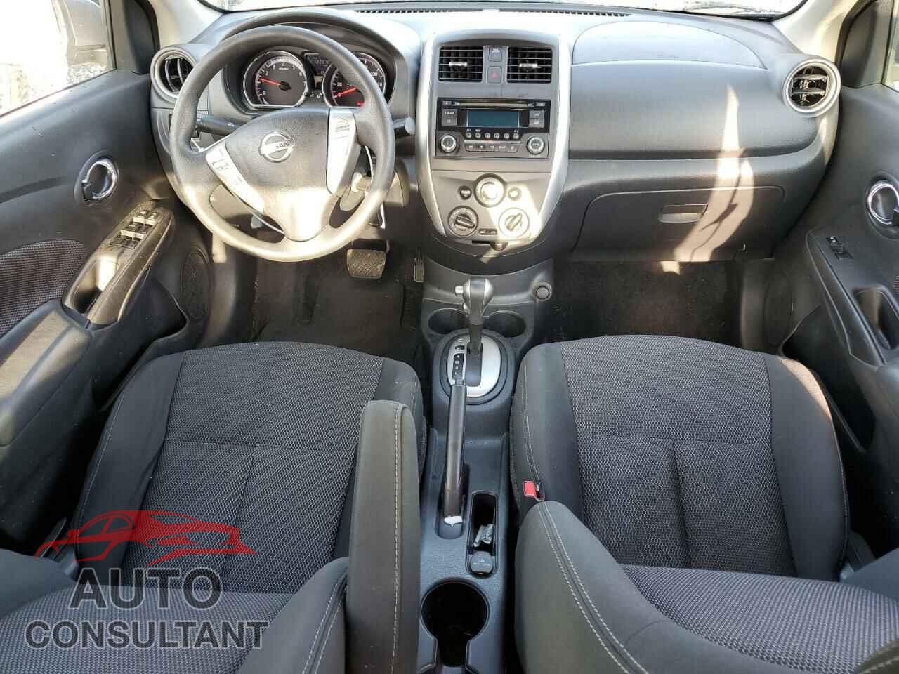 NISSAN VERSA 2017 - 3N1CN7AP3HL814227