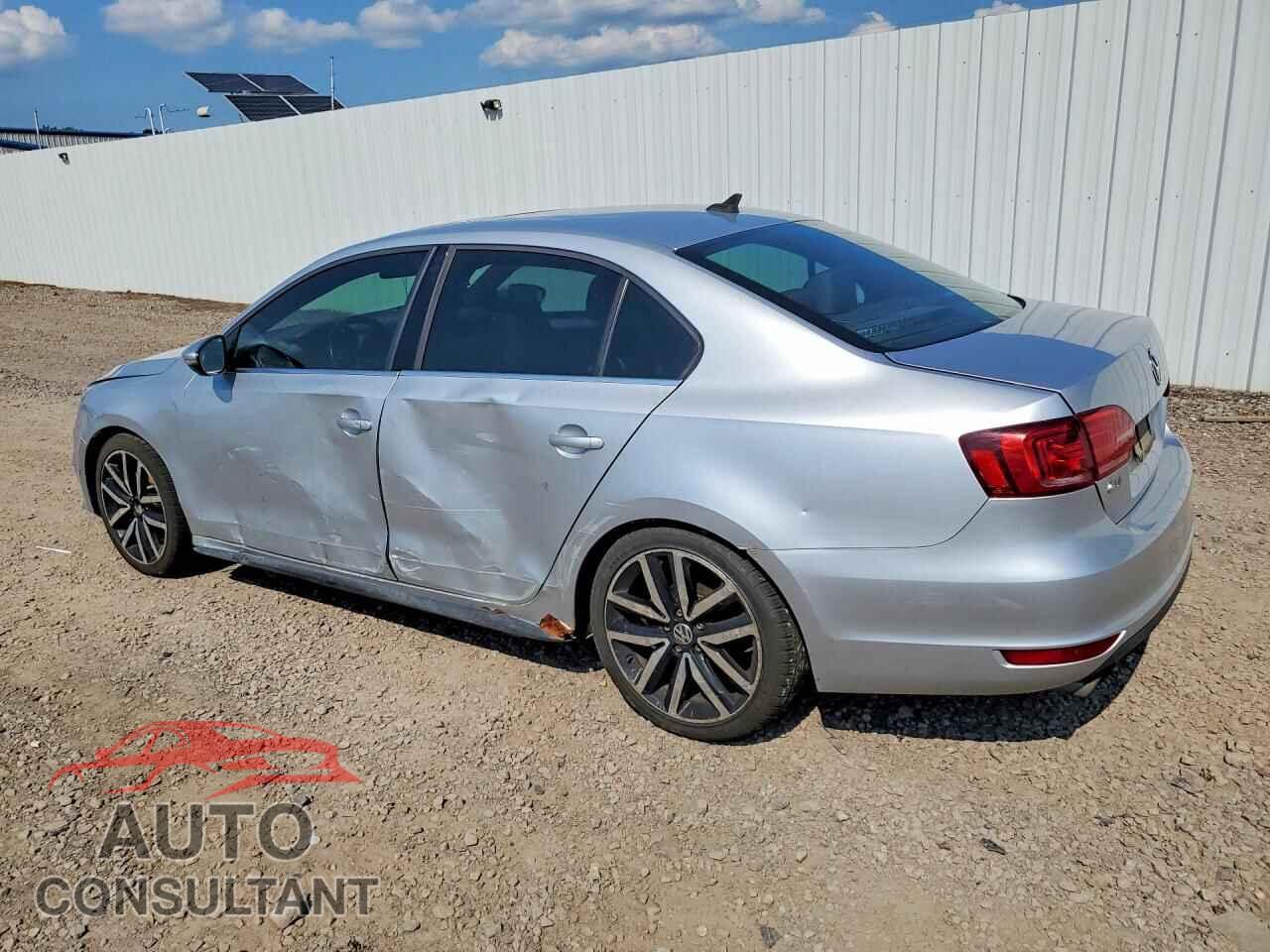 VOLKSWAGEN JETTA 2014 - 3VW4S7AJ4EM211568