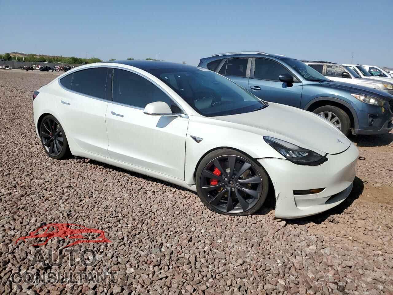 TESLA MODEL 3 2020 - 5YJ3E1EC1LF715043