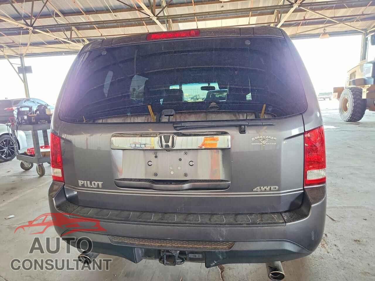 HONDA PILOT 2014 - 5FNYF4H6XEB042430