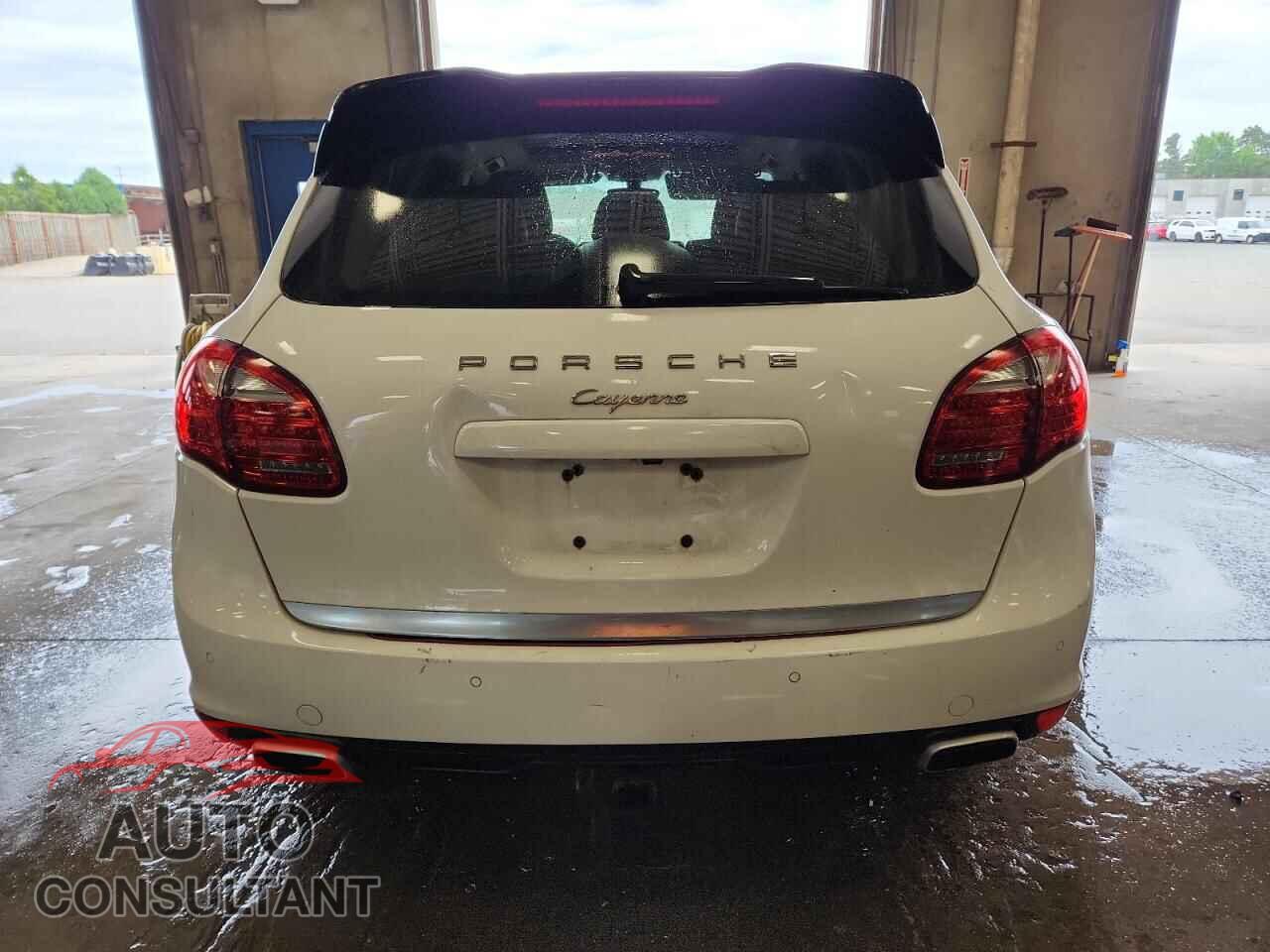 PORSCHE CAYENNE 2013 - WP1AF2A27DLA33689
