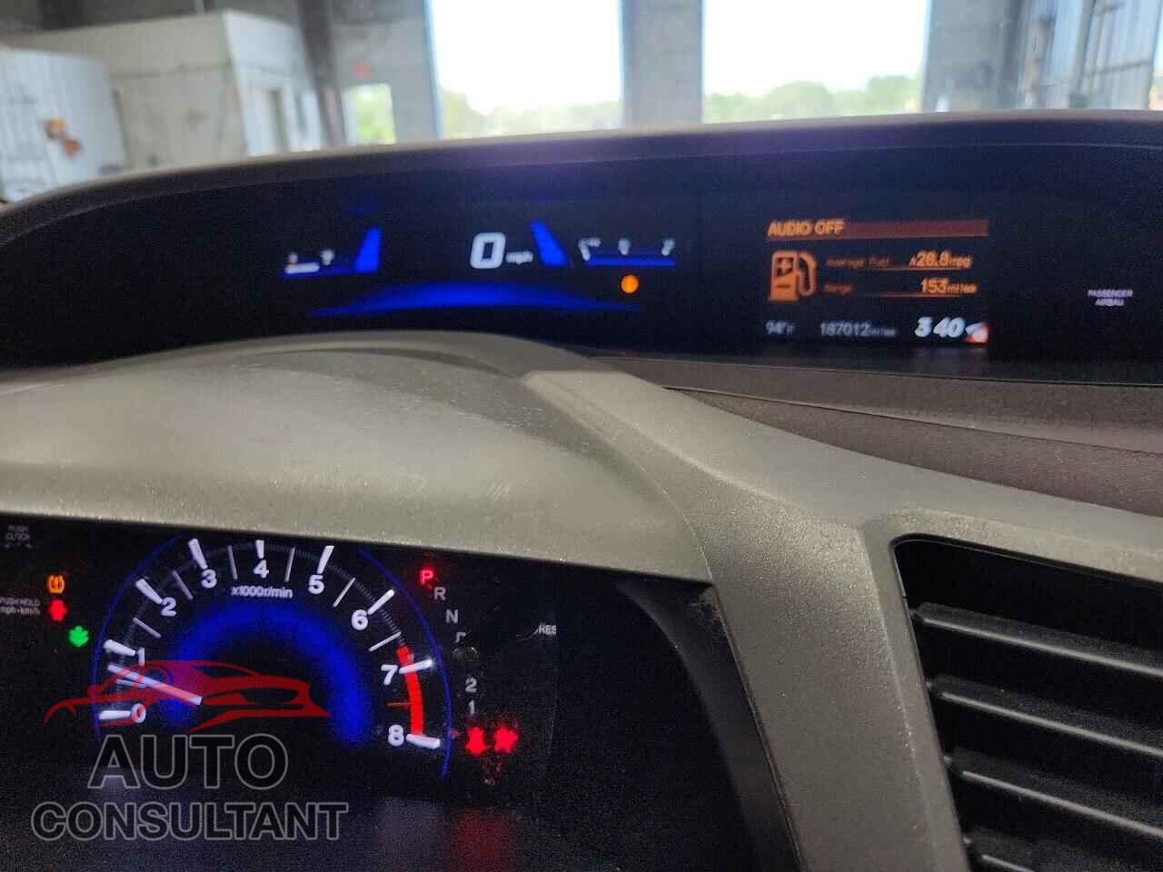 HONDA CIVIC 2012 - 19XFB2F90CE086704