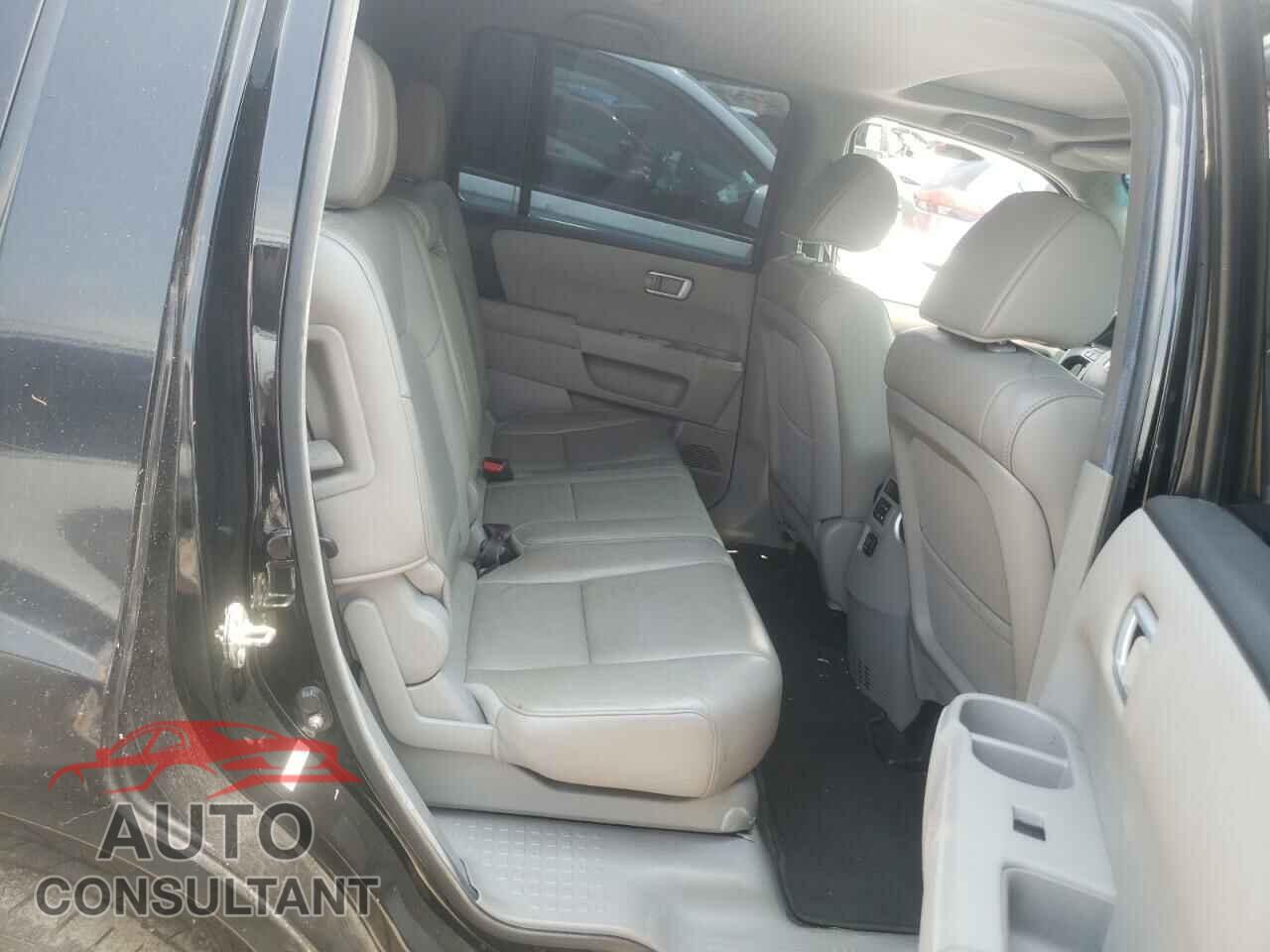 HONDA PILOT 2012 - 5FNYF3H53CB010997