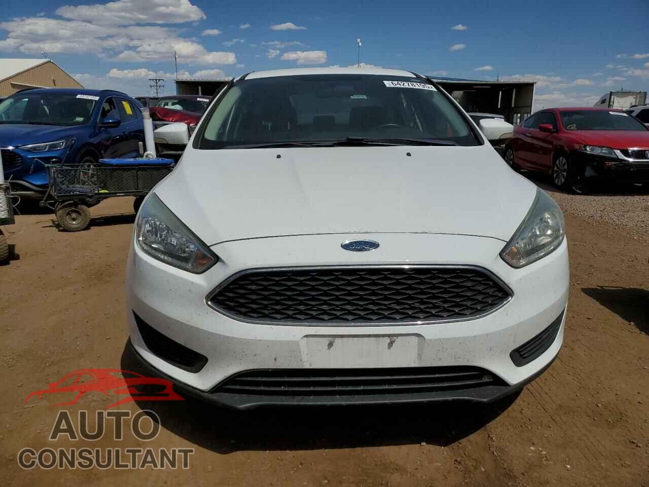 FORD FOCUS 2015 - 1FADP3F26FL306172