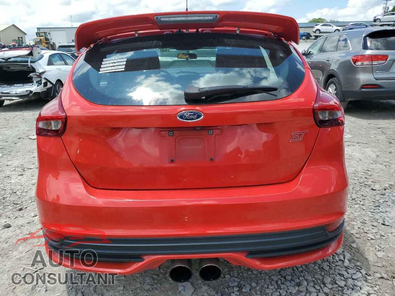 FORD FOCUS 2017 - 1FADP3L96HL333375