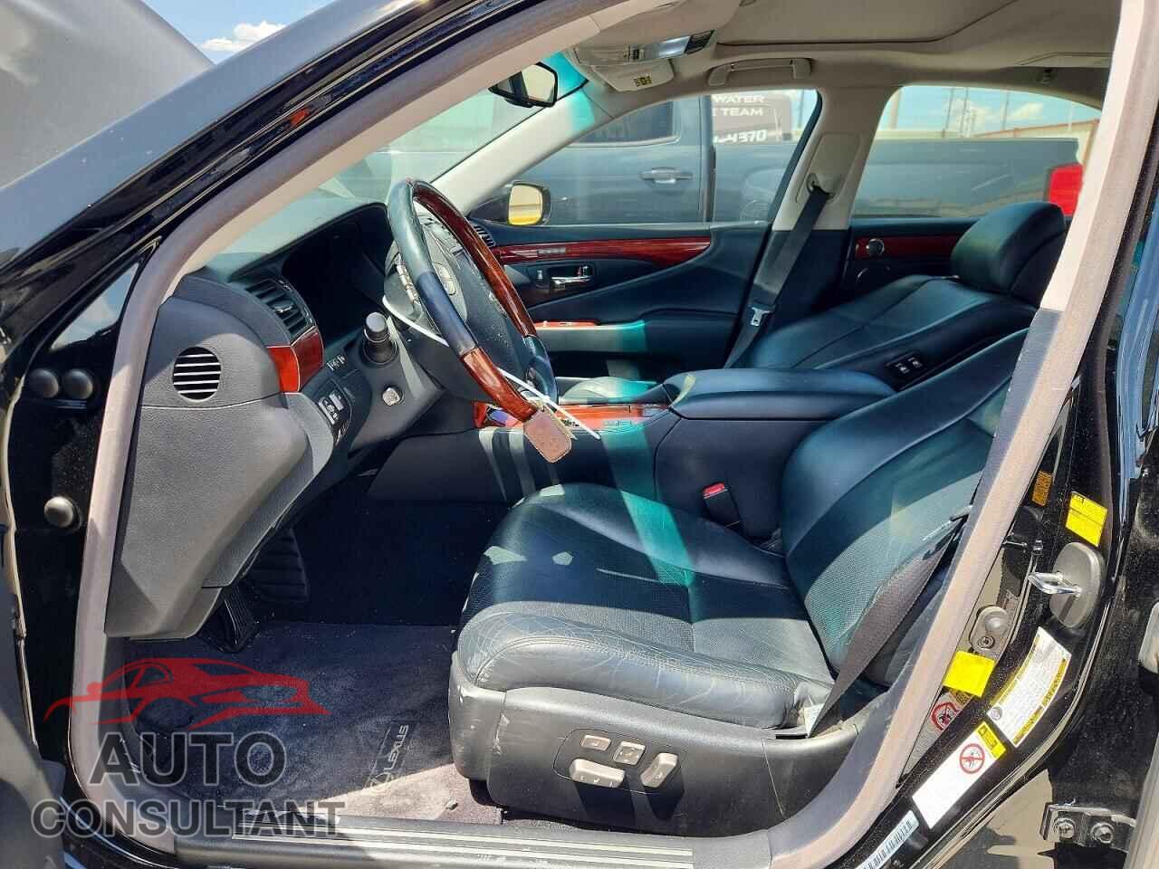 LEXUS LS460 2011 - JTHBL5EF5B5107799