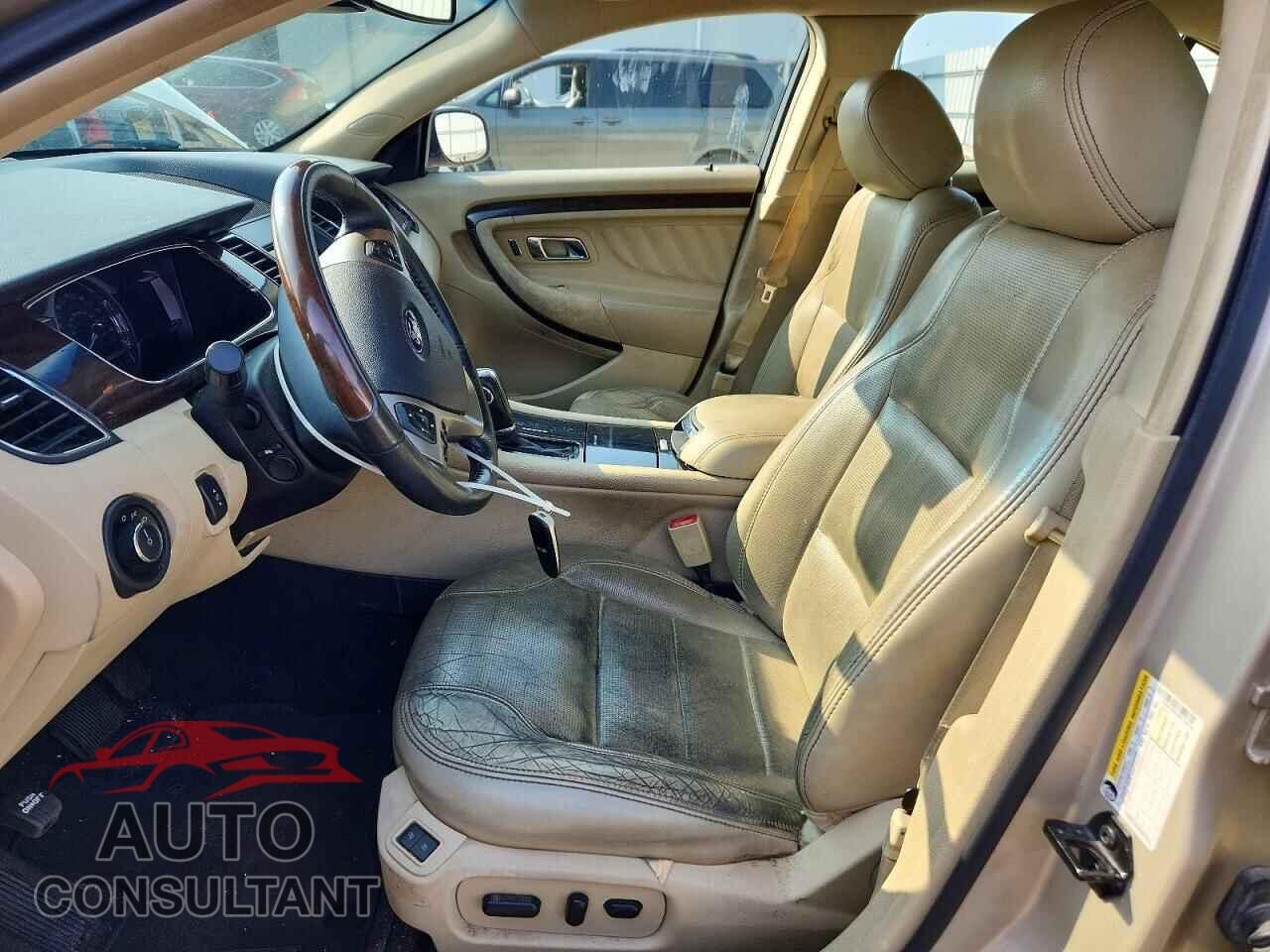 FORD TAURUS 2017 - 1FAHP2F83HG138776