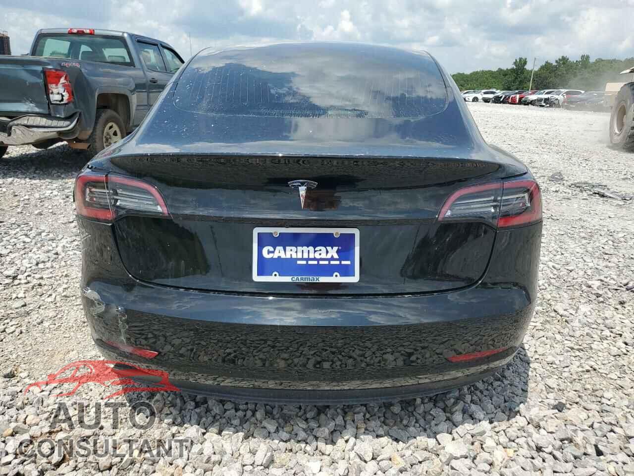 TESLA MODEL 3 2019 - 5YJ3E1EA6KF298158