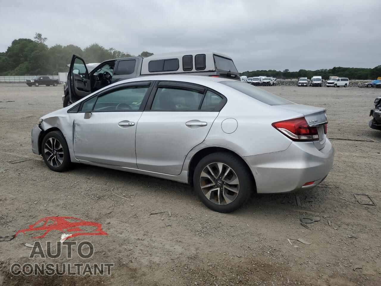 HONDA CIVIC 2015 - 2HGFB2F83FH508353