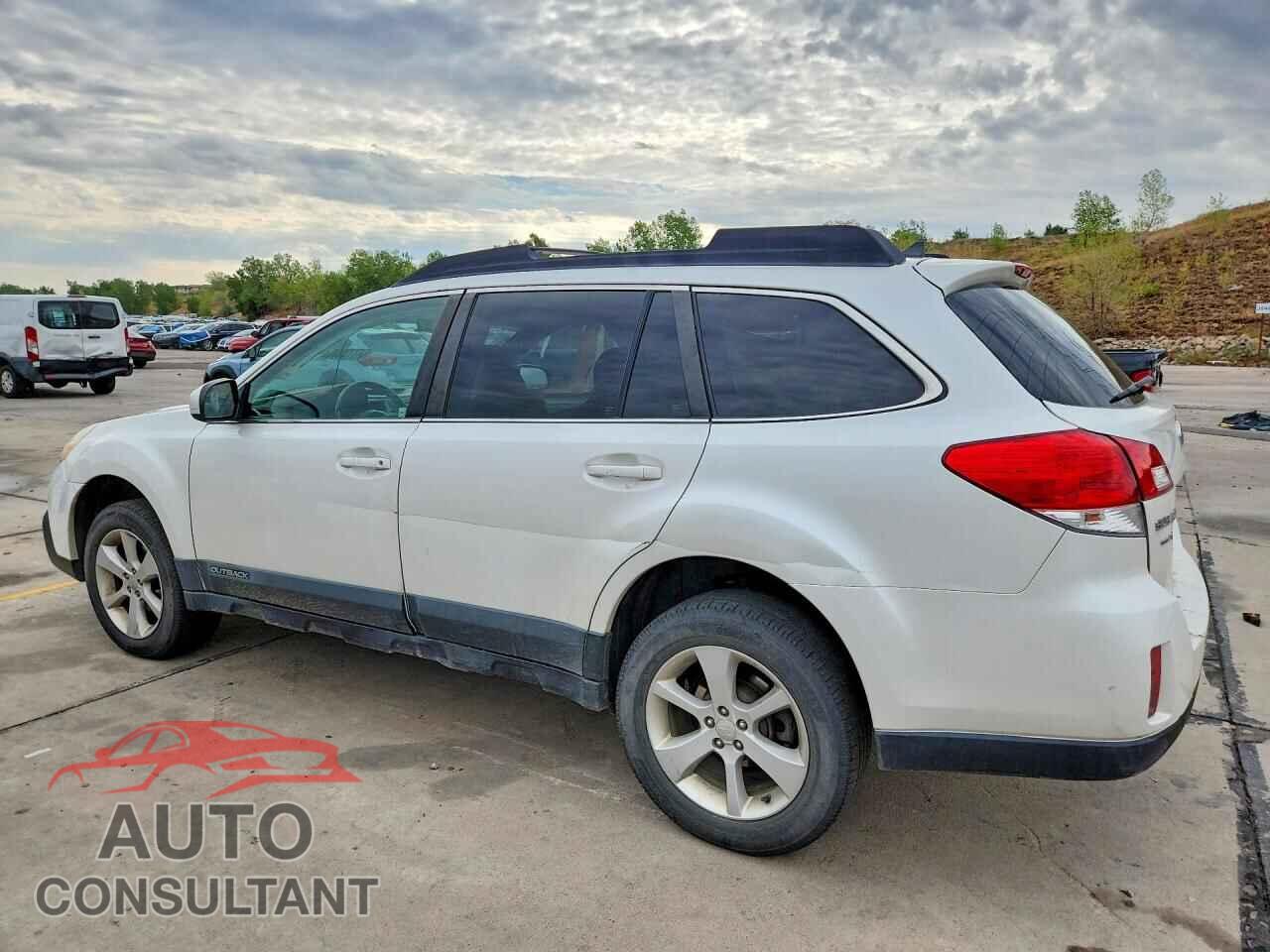 SUBARU OUTBACK 2014 - 4S4BRCCC4E3253135
