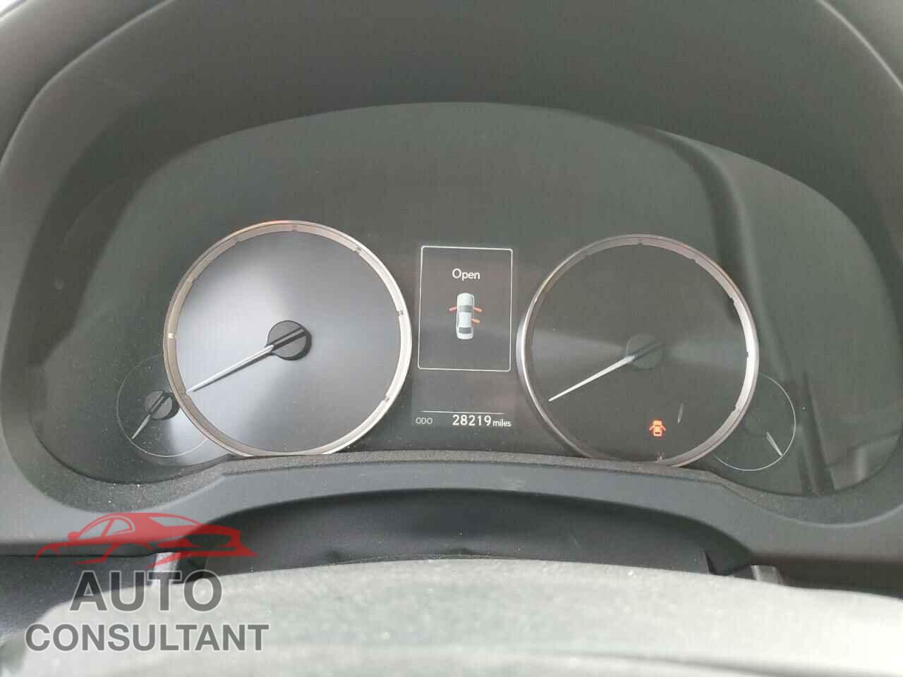 LEXUS IS 2019 - JTHBA1D20K5087720