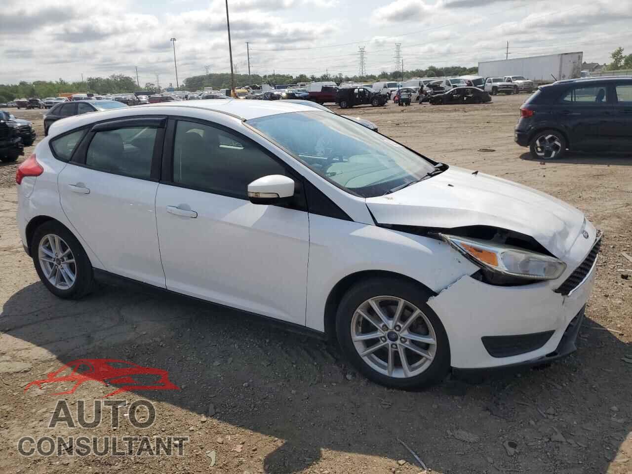 FORD FOCUS 2015 - 1FADP3K28FL265582