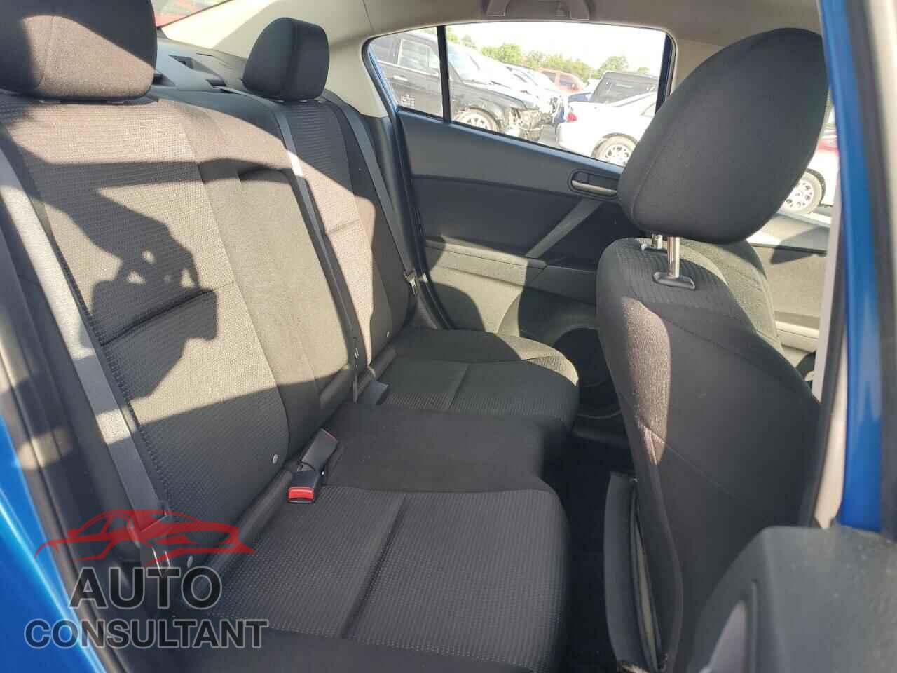MAZDA 3 2012 - JM1BL1V83C1690085