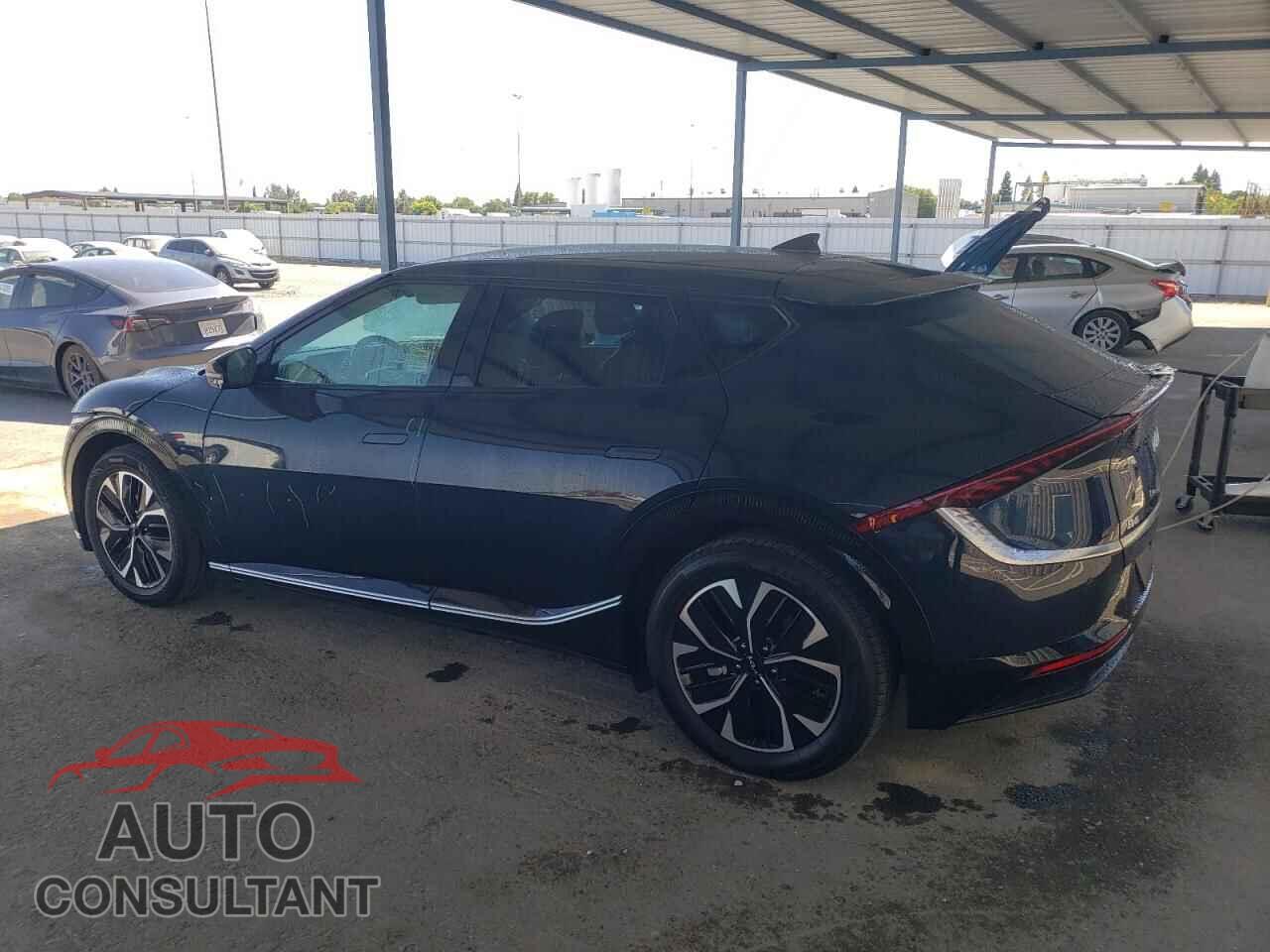 KIA EV6 LIGHT 2023 - KNDC34LA5P5149680