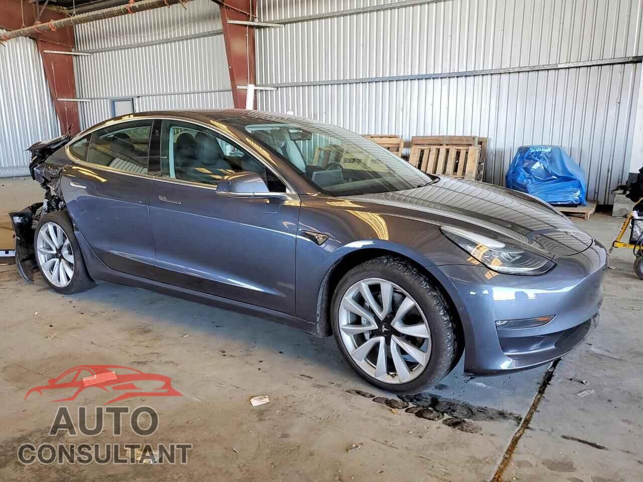TESLA MODEL 3 2018 - 5YJ3E1EA0JF036845