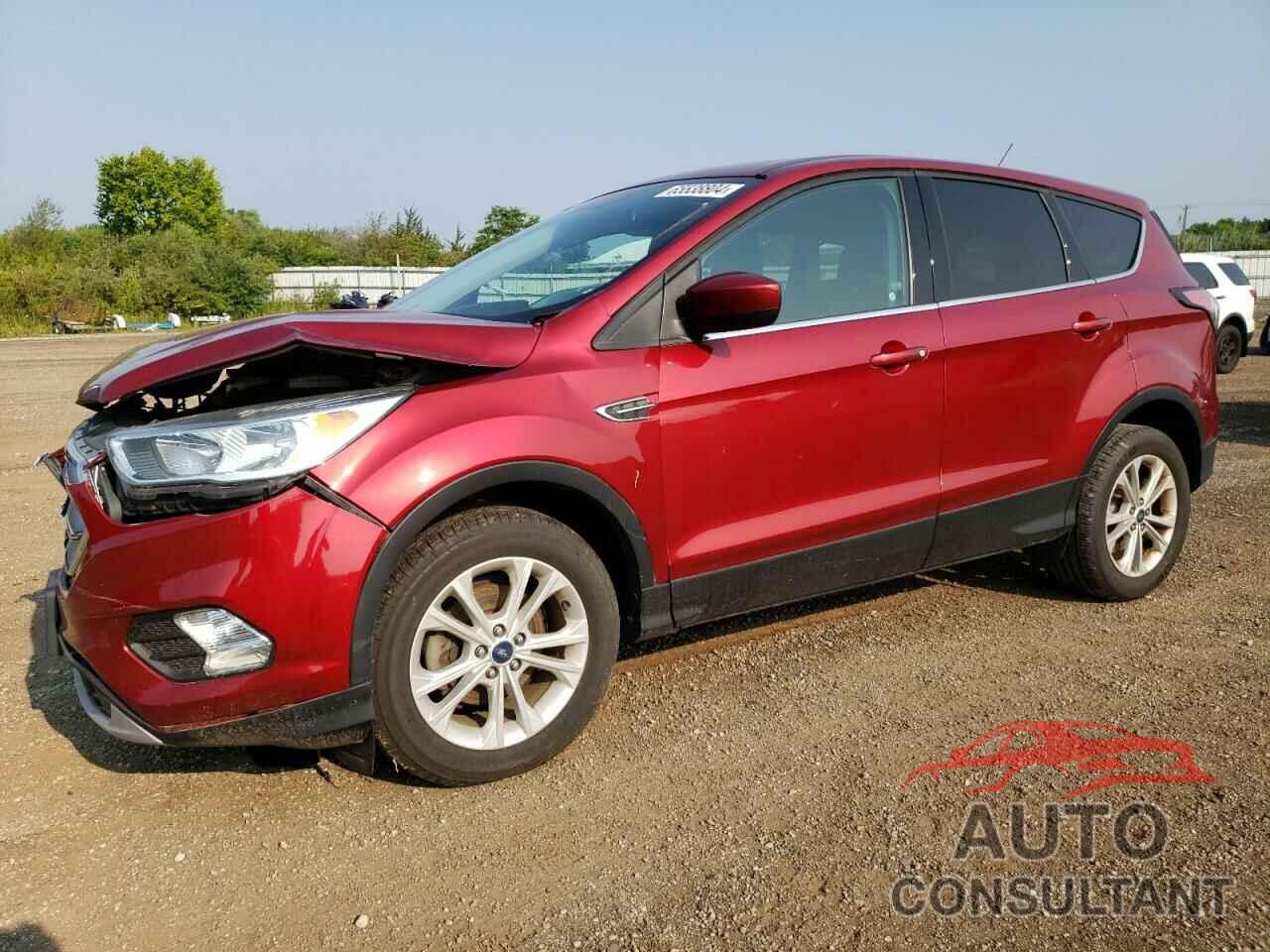 FORD ESCAPE 2017 - 1FMCU0GD4HUC08702