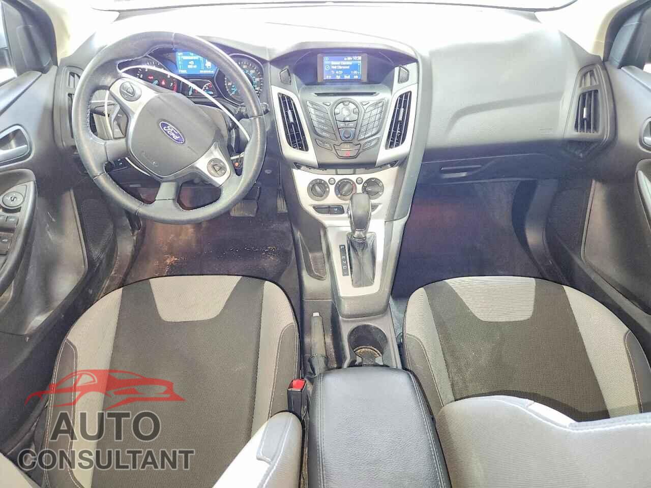 FORD FOCUS 2014 - 1FADP3K21EL181943