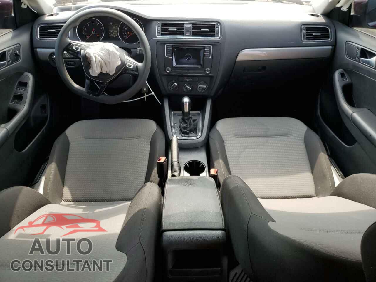 VOLKSWAGEN JETTA 2017 - 3VW2B7AJ2HM385683