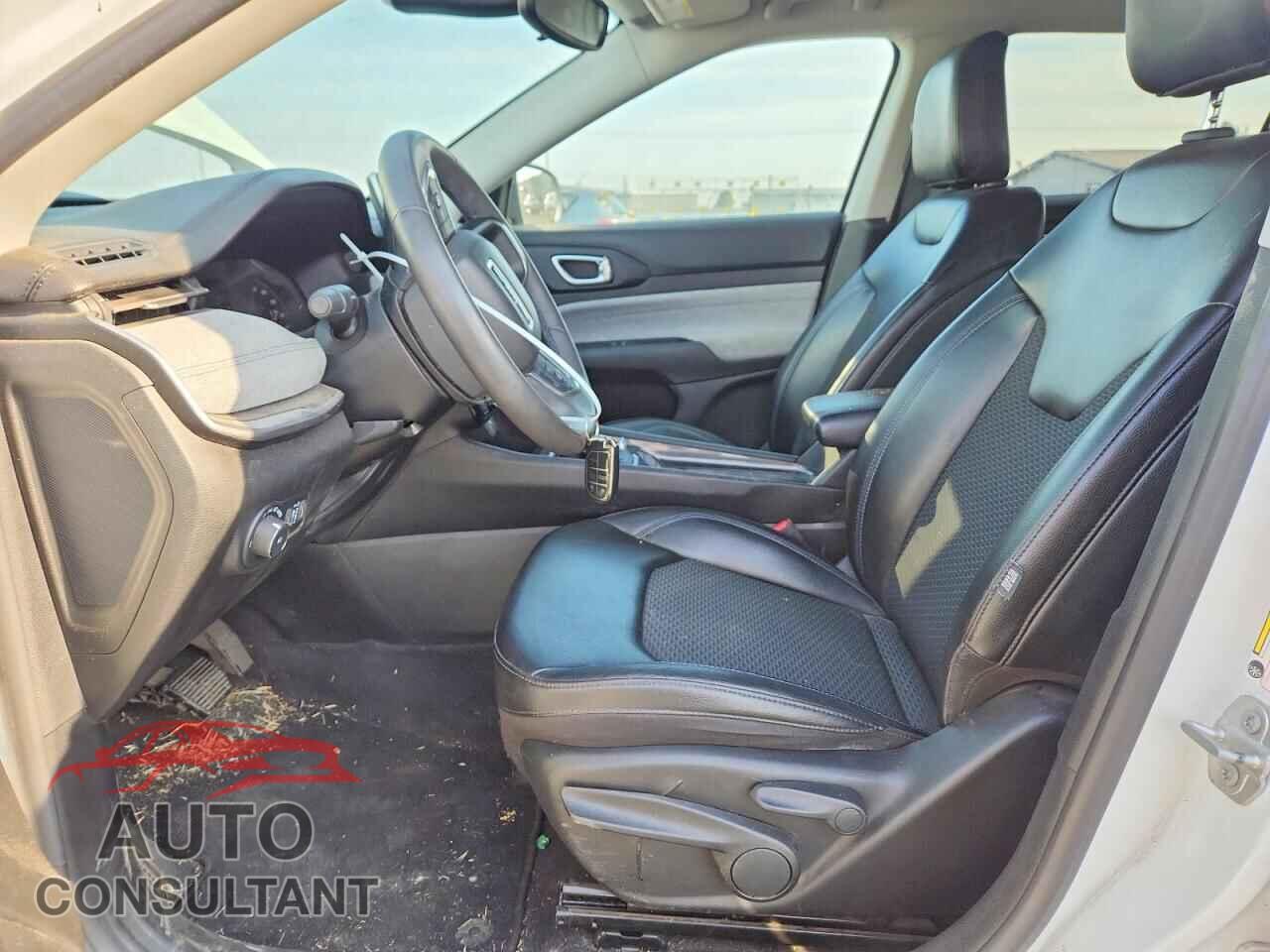 JEEP COMPASS 2022 - 3C4NJDBB2NT231730