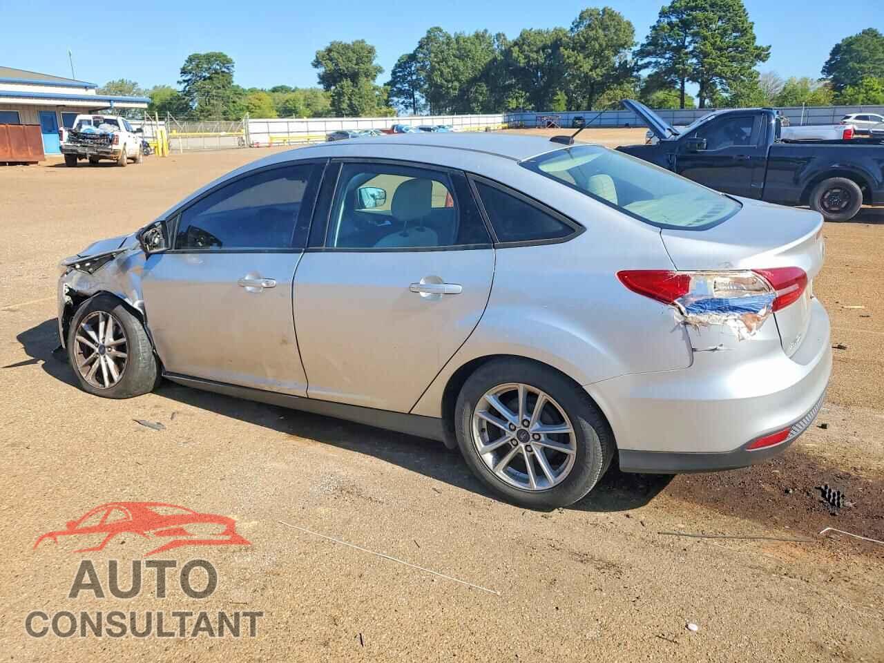 FORD FOCUS 2018 - 1FADP3F24JL317017