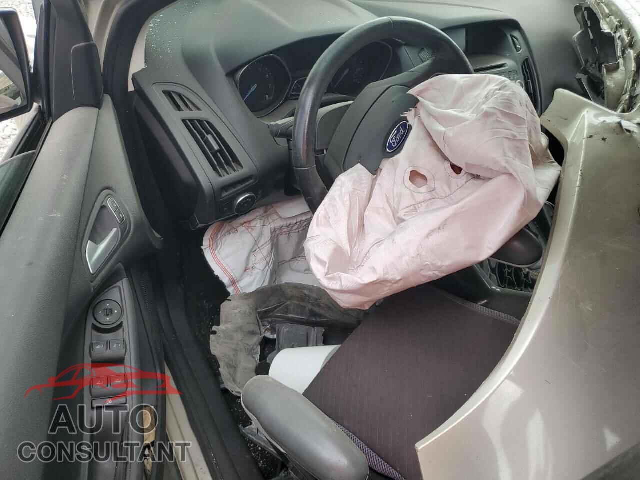 FORD FOCUS 2017 - 1FADP3F22HL294850
