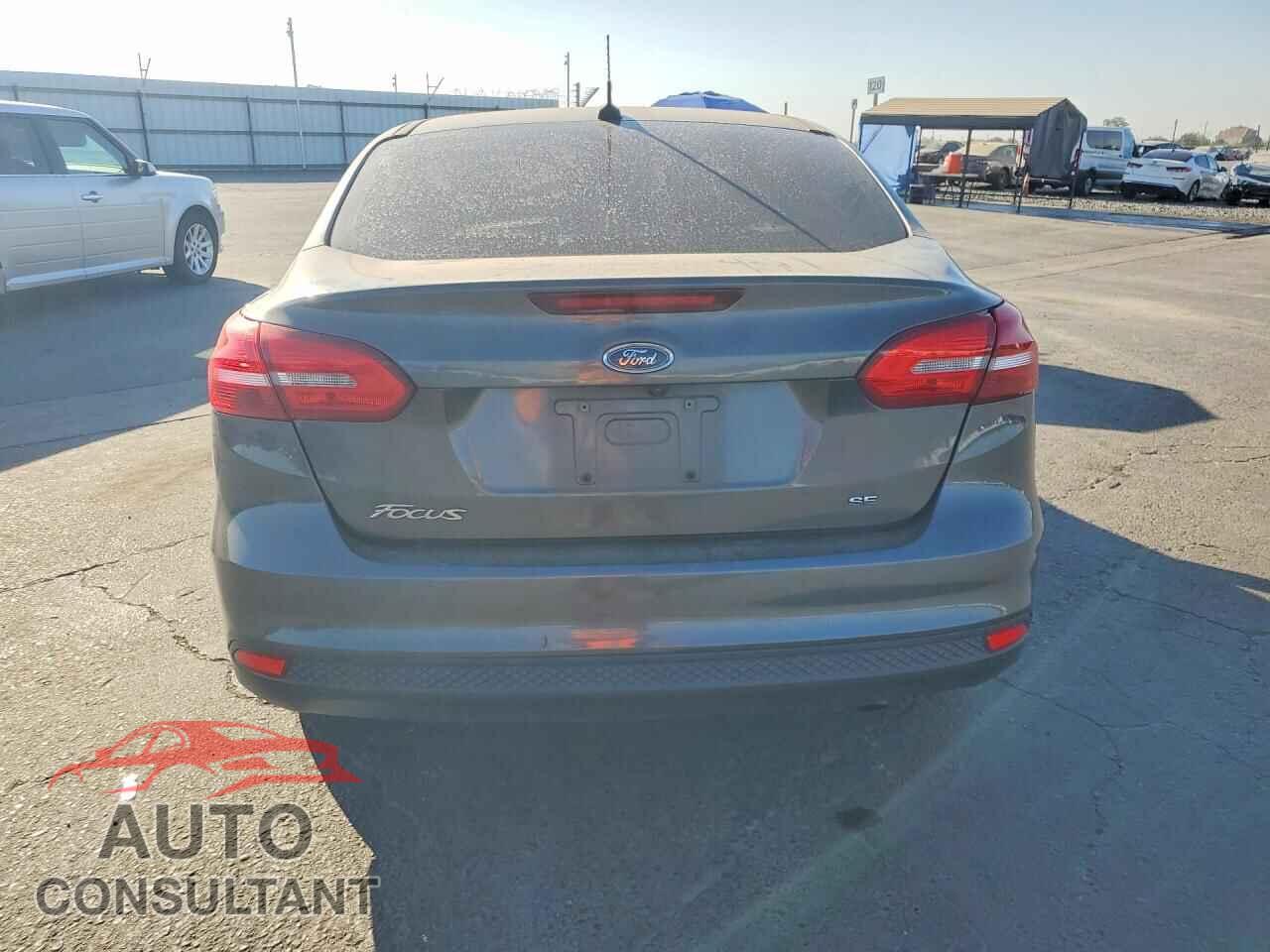 FORD FOCUS 2017 - 1FADP3F26HL285715