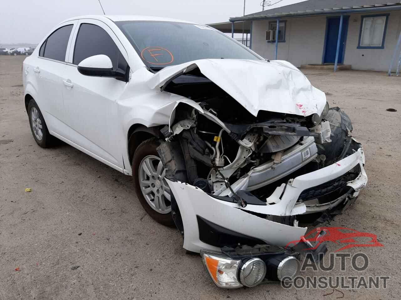 CHEVROLET SONIC 2016 - 1G1JC5SG1G4145157