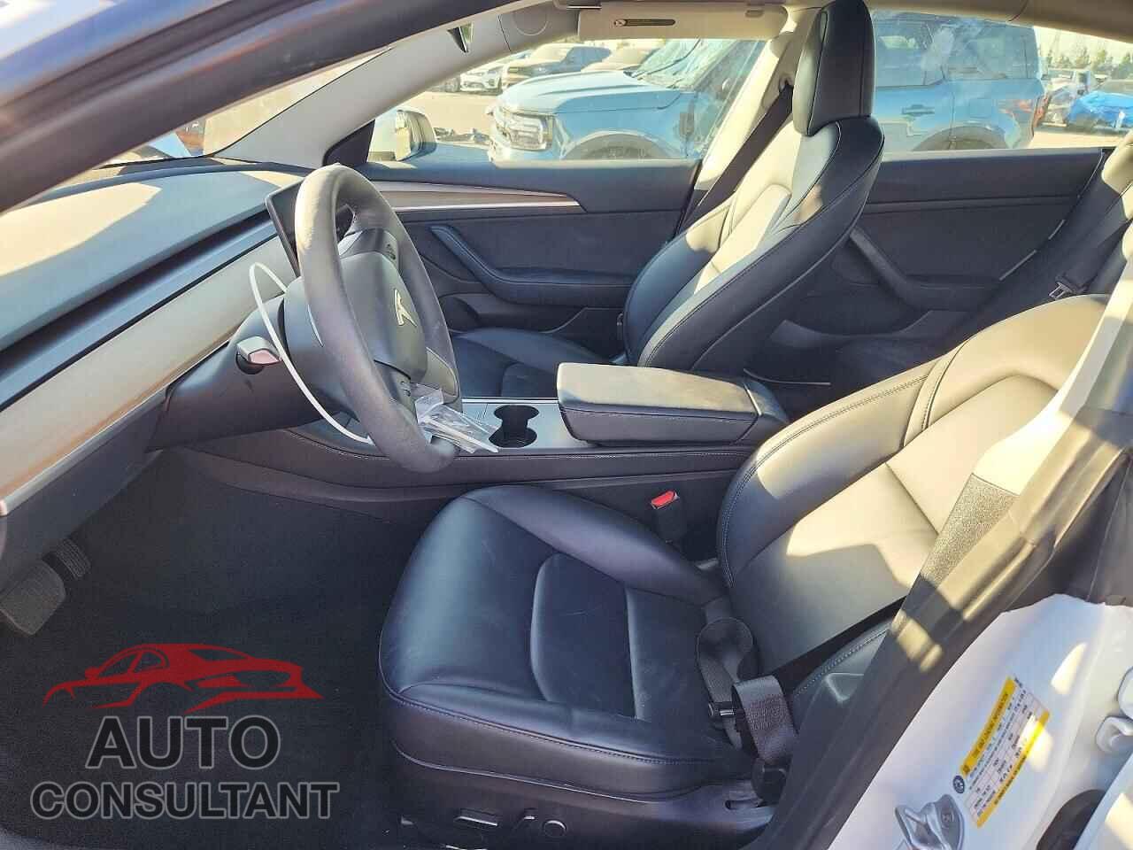 TESLA MODEL 3 2023 - 5YJ3E1EA5PF598183