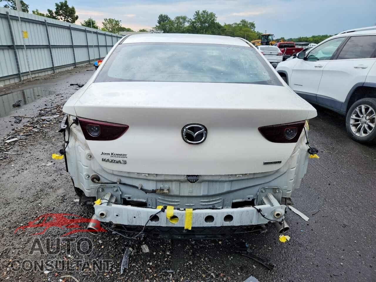 MAZDA 3 2021 - JM1BPACL2M1316354