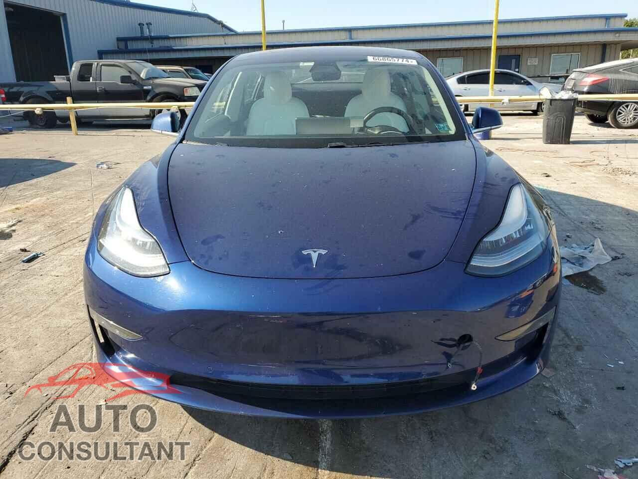 TESLA MODEL 3 2018 - 5YJ3E1EBXJF055699