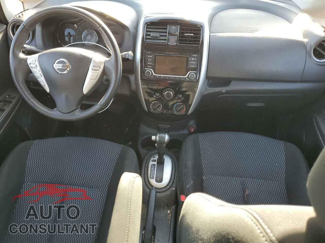 NISSAN VERSA 2017 - 3N1CE2CP6HL359860