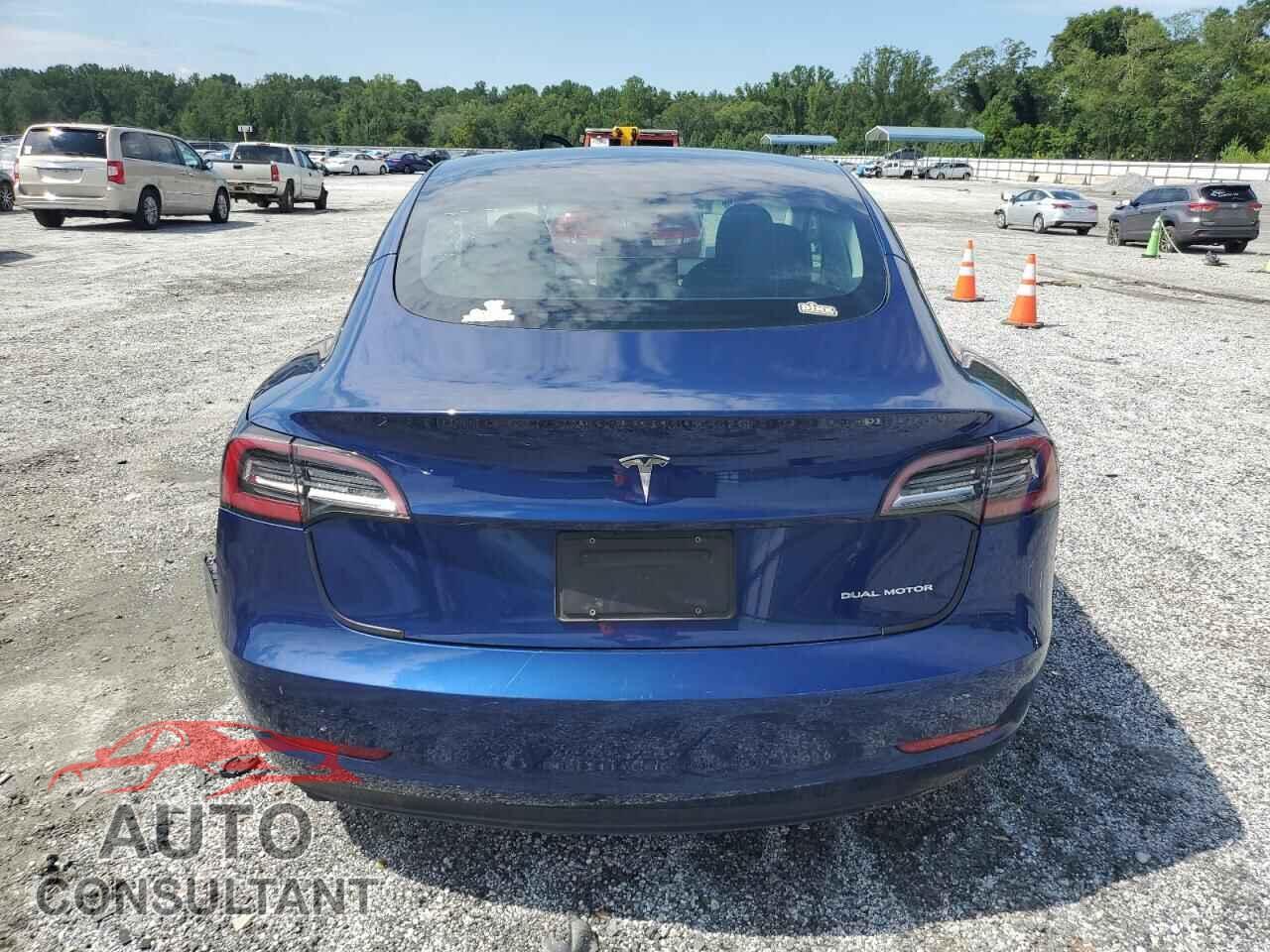 TESLA MODEL 3 2021 - 5YJ3E1EB0MF044506