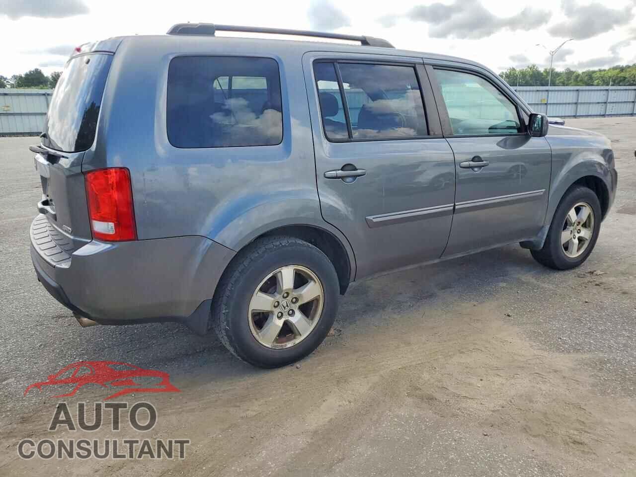 HONDA PILOT 2011 - 5FNYF4H51BB093222