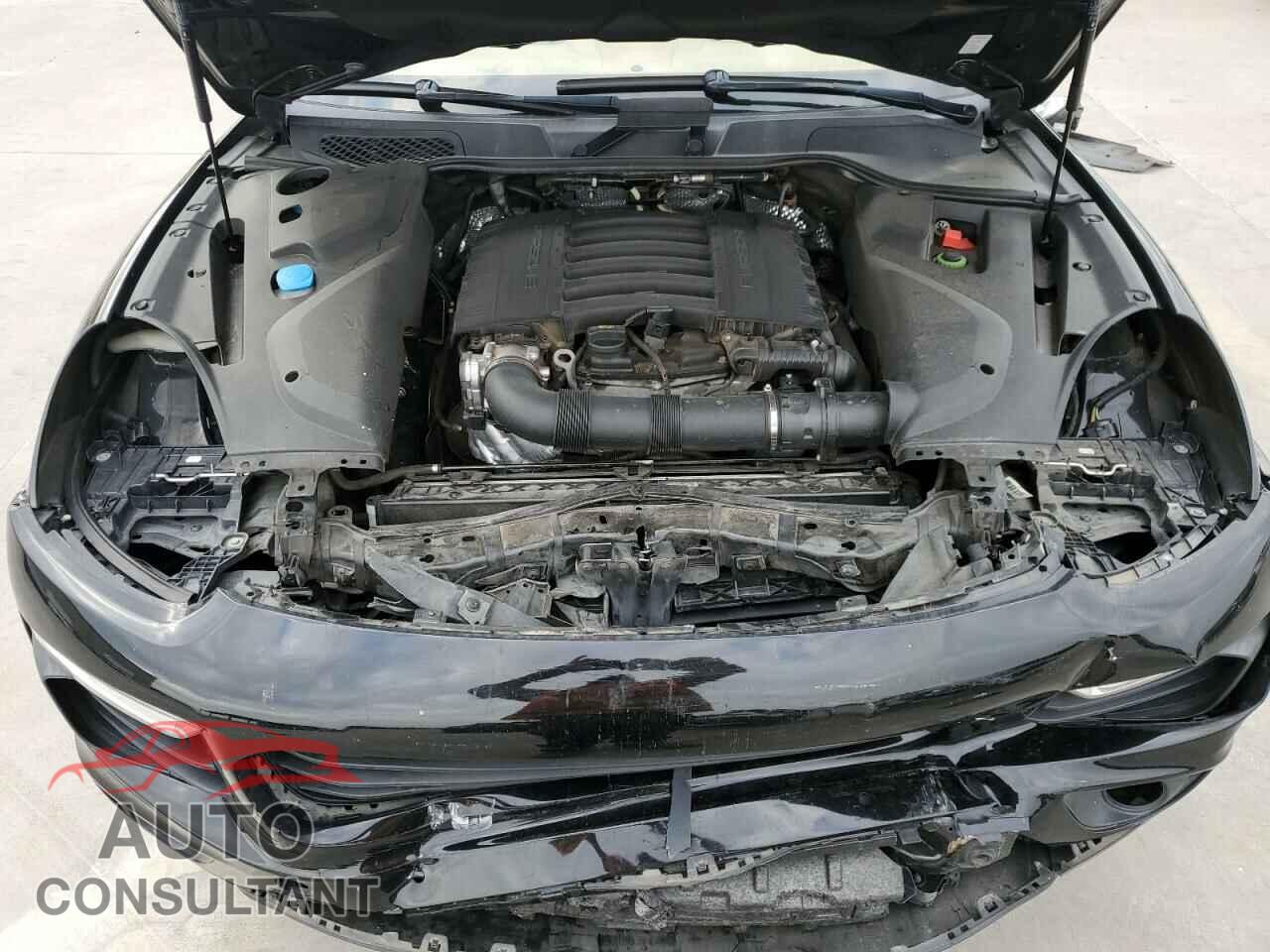 PORSCHE CAYENNE 2016 - WP1AA2A23GLA11028