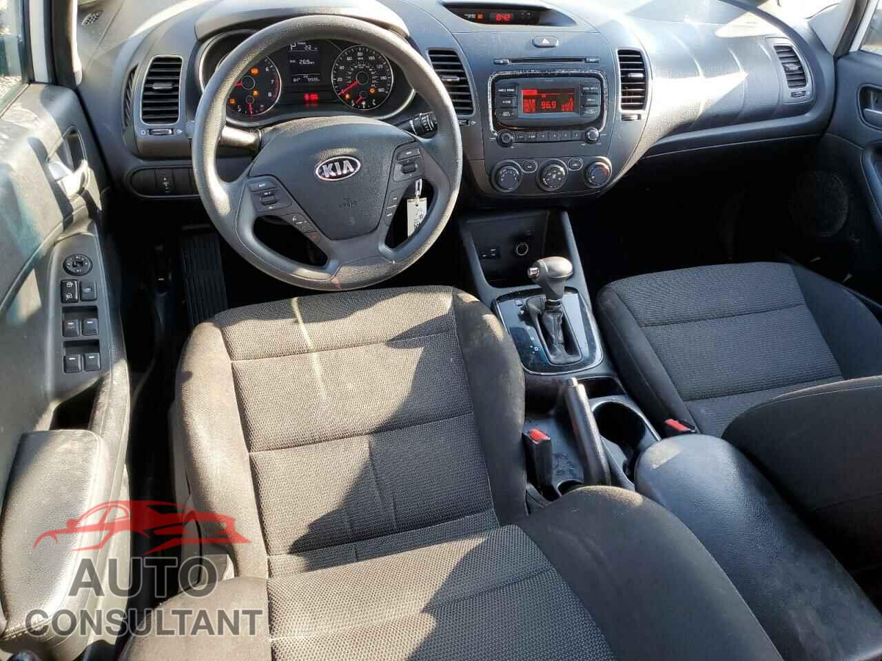 KIA FORTE 2017 - 3KPFK4A76HE011062