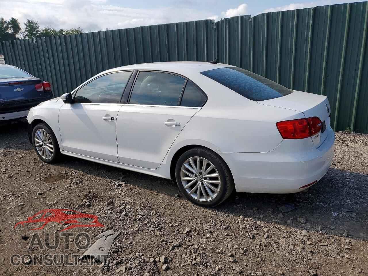 VOLKSWAGEN JETTA 2011 - 3VWLZ7AJ4BM341336
