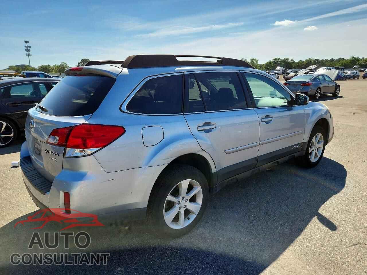 SUBARU OUTBACK 2013 - 4S4BRBCC8D3275650